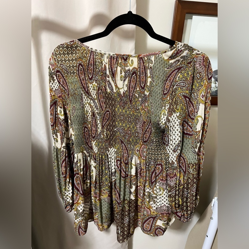 Floral & Ivy Top, Medium - Picture 3 of 12
